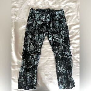Cropped Lululemon leggings
